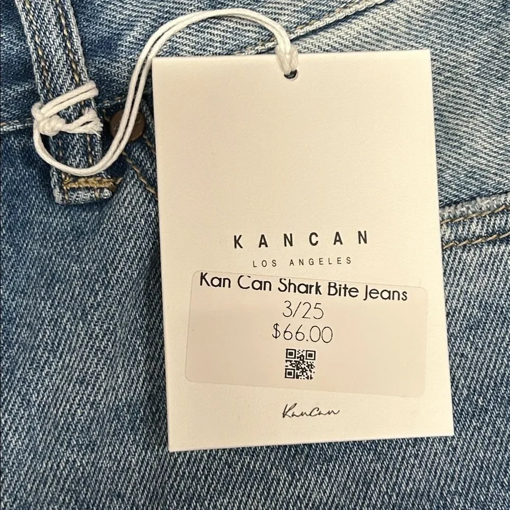 NEW KanCan High Rise Mom Fit Shark Bite Jean Capris